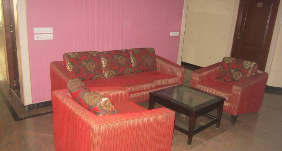 Sampoorna Deluxe Lodge, Anantapur 4